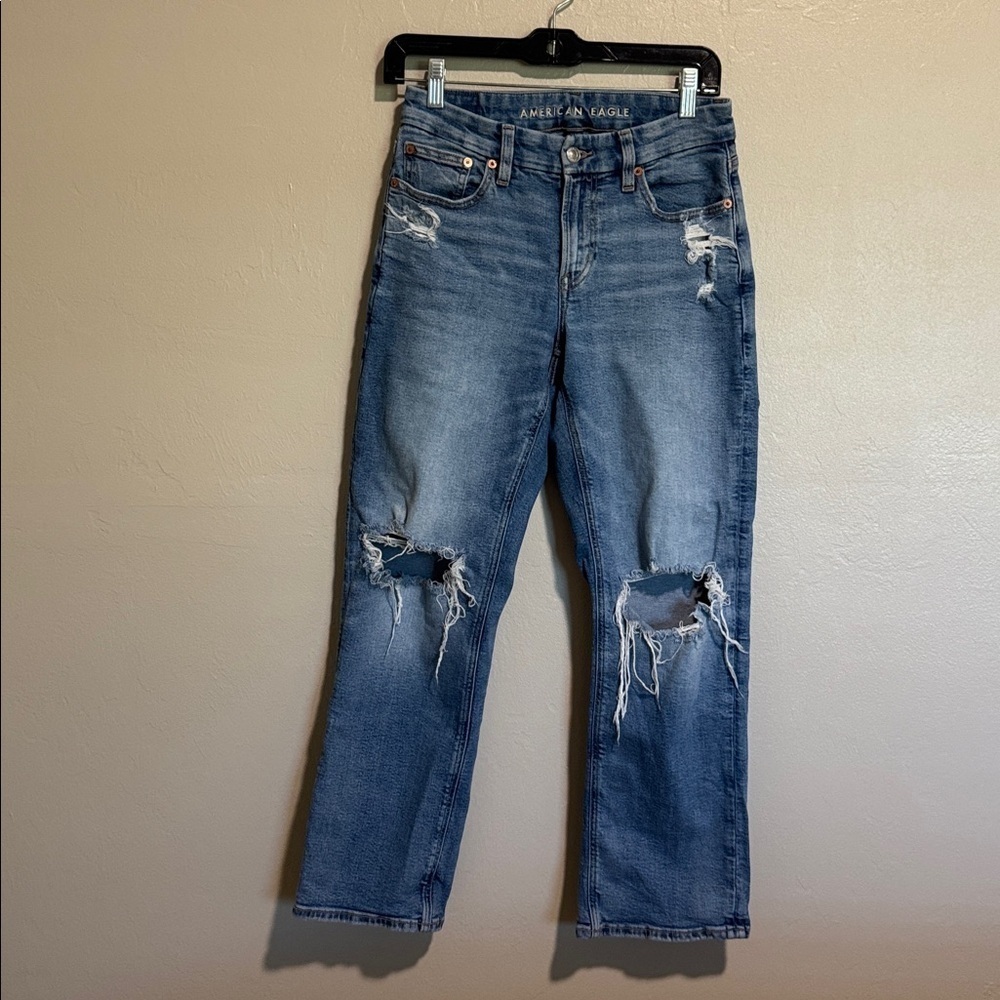 American eagle Stretch Curvy Ripped Straight Jean size 2 short - Picture 4 of 11
